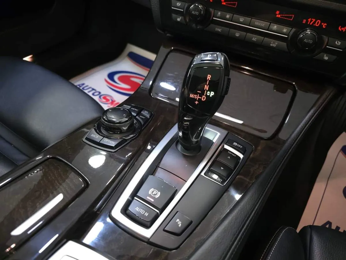2013 BMW 520d Huge spec Low KMs - Image 3