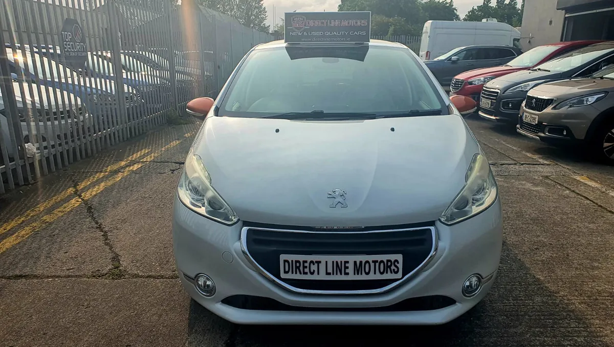 2014 Peugeot 208 Allure [ TOP SPEC] - Image 3