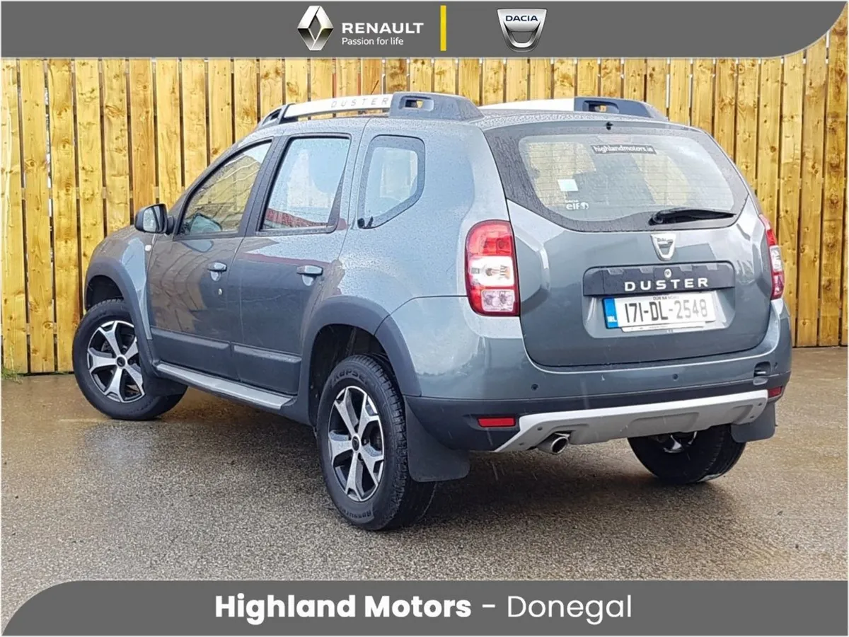 Dacia Duster 1.5 dCi 110 SE Summit Sold With New - Image 3