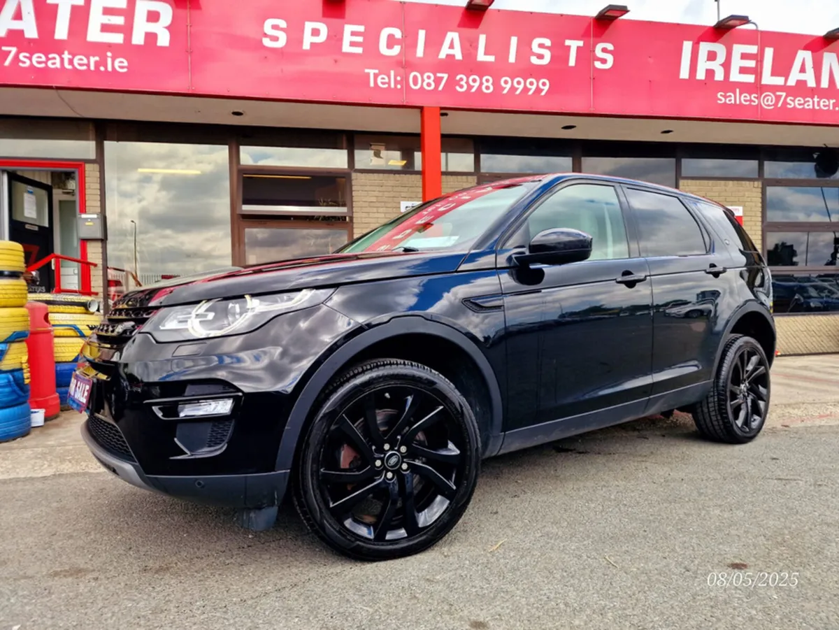 Land Rover Discovery Sport 2.0 TD 4 180BHP HSE BLA - Image 2