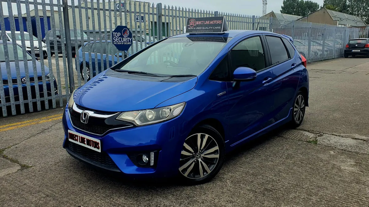 Honda Fit 2016 Hybrid | S Package - Image 2
