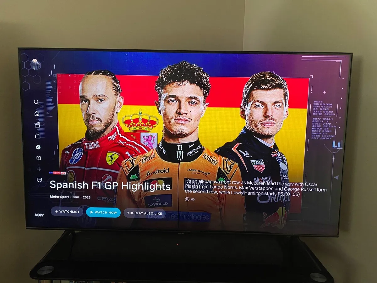 Samsung TV QLED 55inch - Image 1