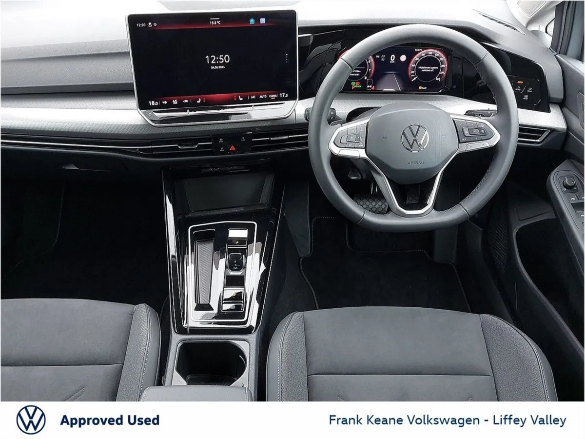 Volkswagen Golf Style Auto 1.5tsi 116BHP  demo Mo - Image 2