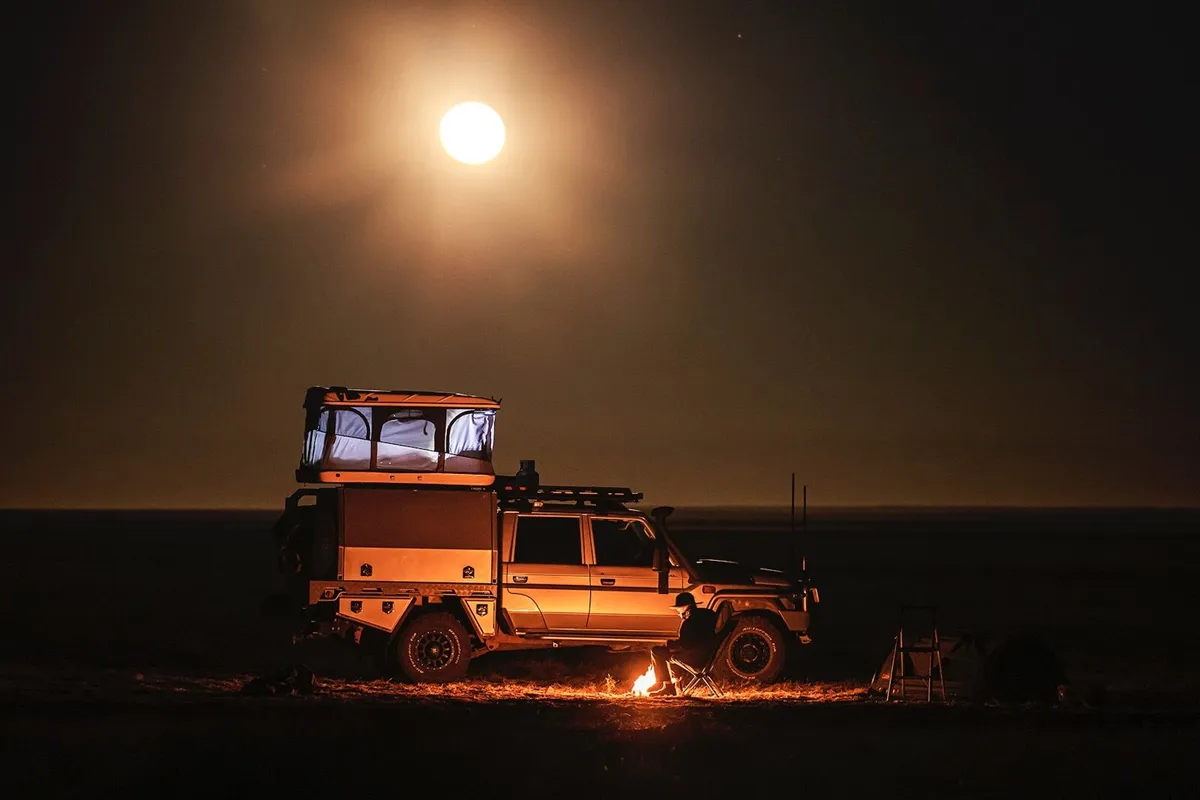 James Baroud Evasion M Roof Tent - Image 1