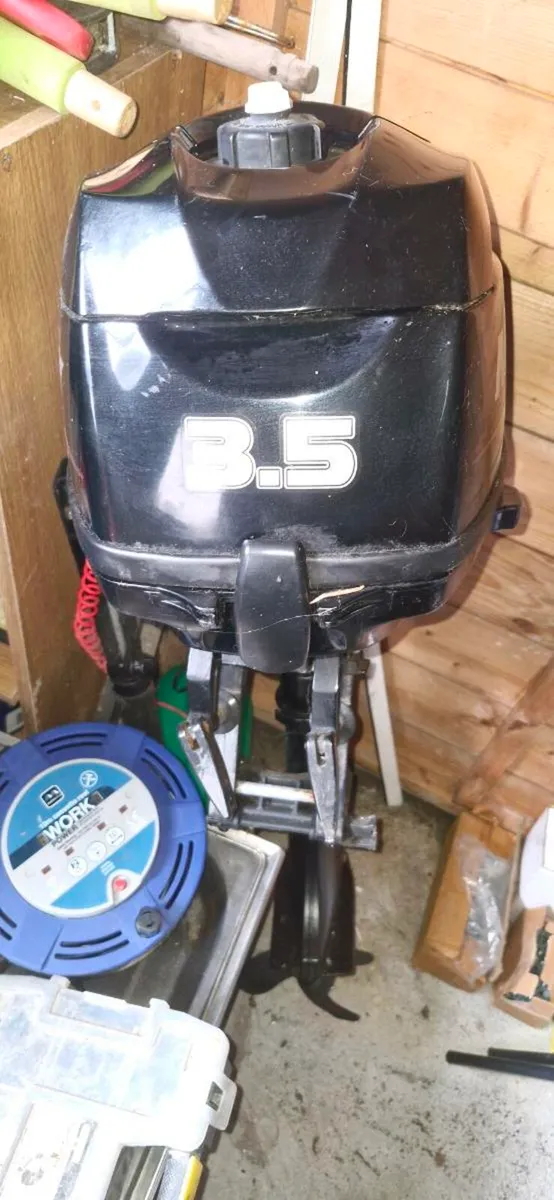 Outboard engine - Image 2