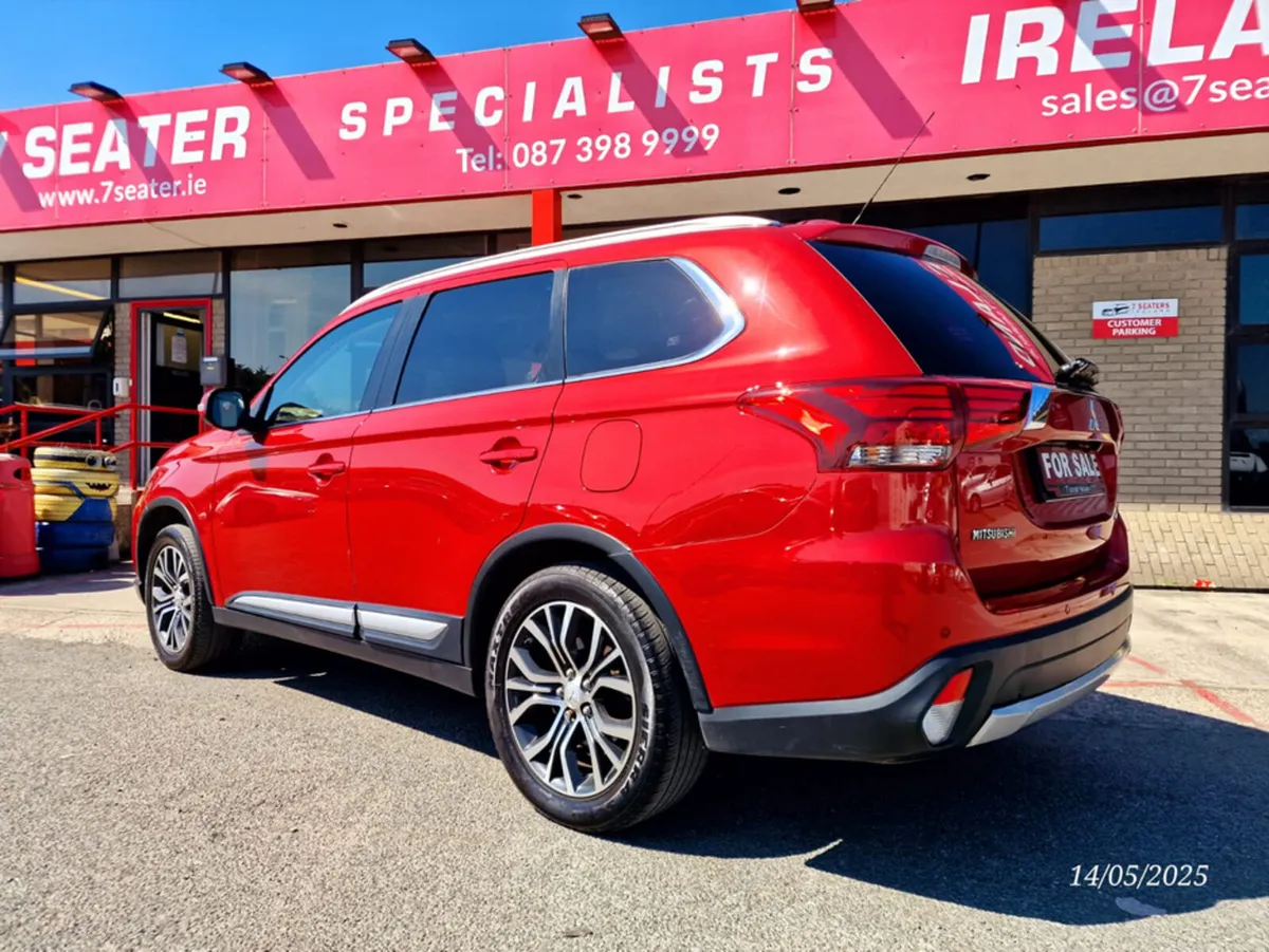 Mitsubishi Outlander 2.2 DI-D GX3 4WD AUTOMATIC LO - Image 4
