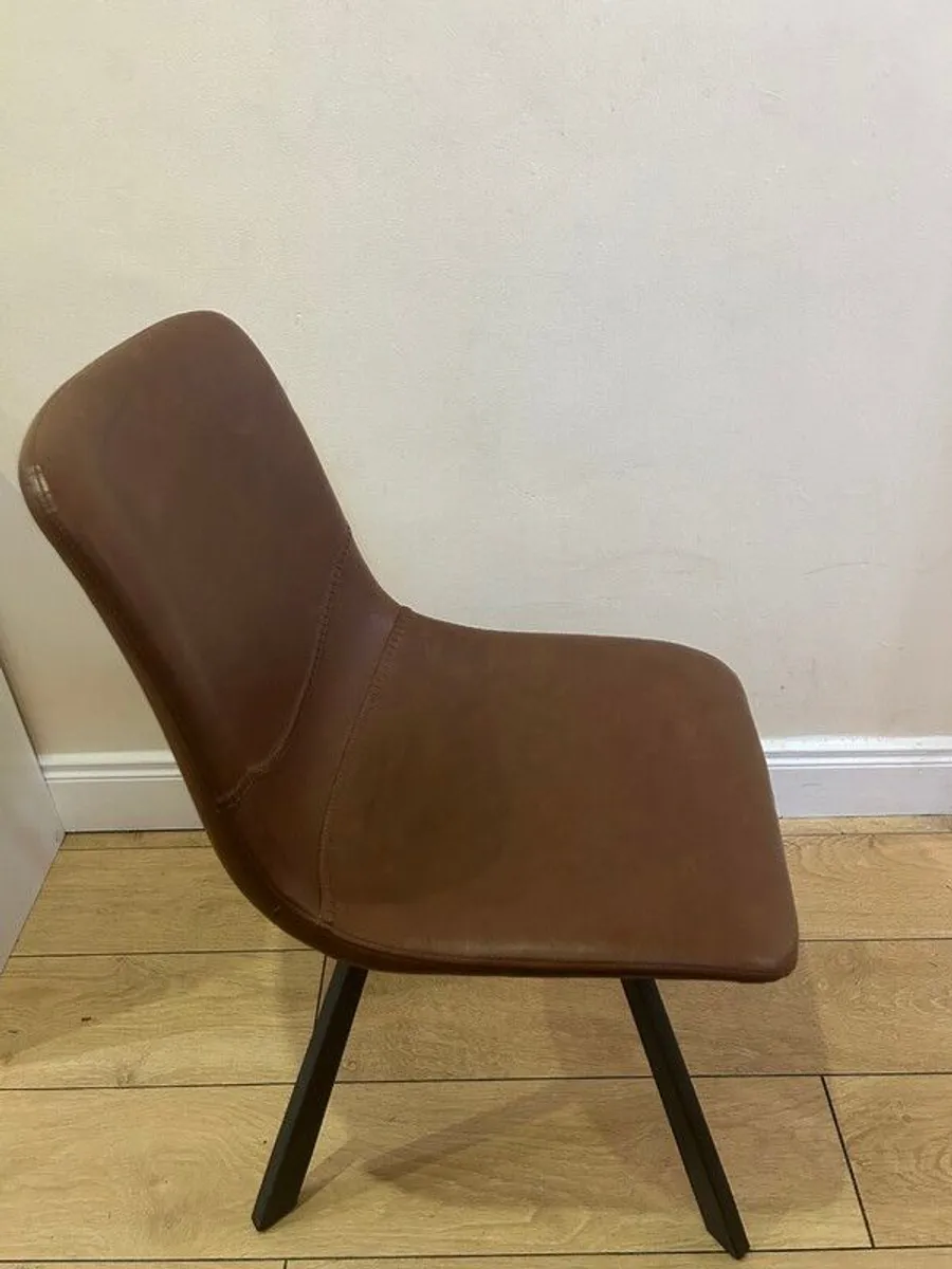 8 Dining chairs - Image 1