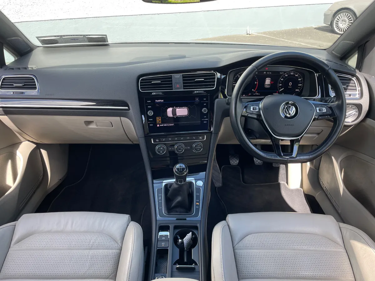 Volkswagen Golf 2020 - R-LINE -HIGH SPEC - DIESEL - Image 3