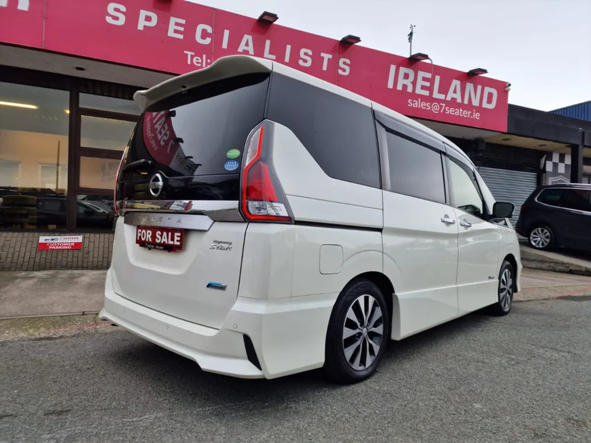 Nissan Serena 2.0 PETROL HYBRID AUTOMATIC HIGH SPE - Image 4