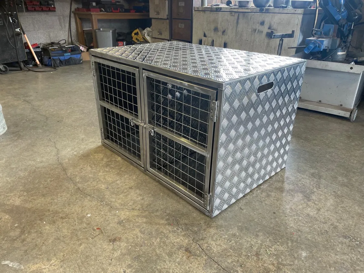 Dog Box/Carrier - Image 1