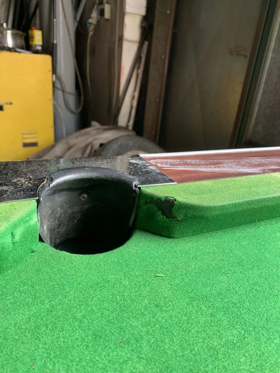 Pool table - Image 4