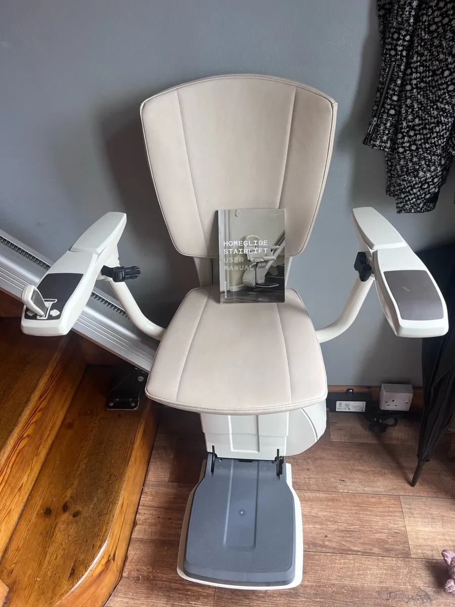 Electric Remote Stair Lift - Image 1