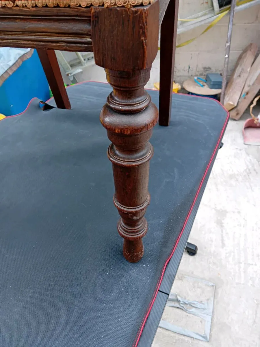Antique chair - Image 2