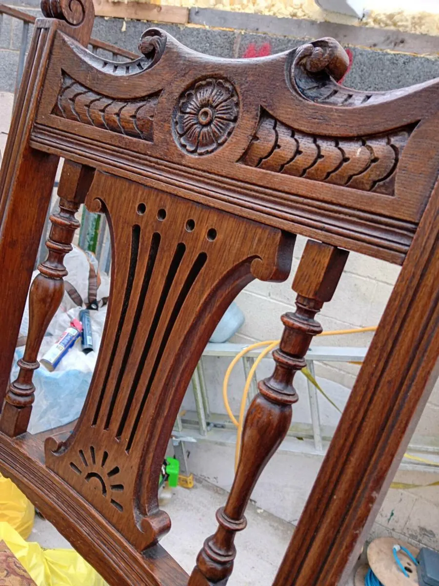Antique chair - Image 3