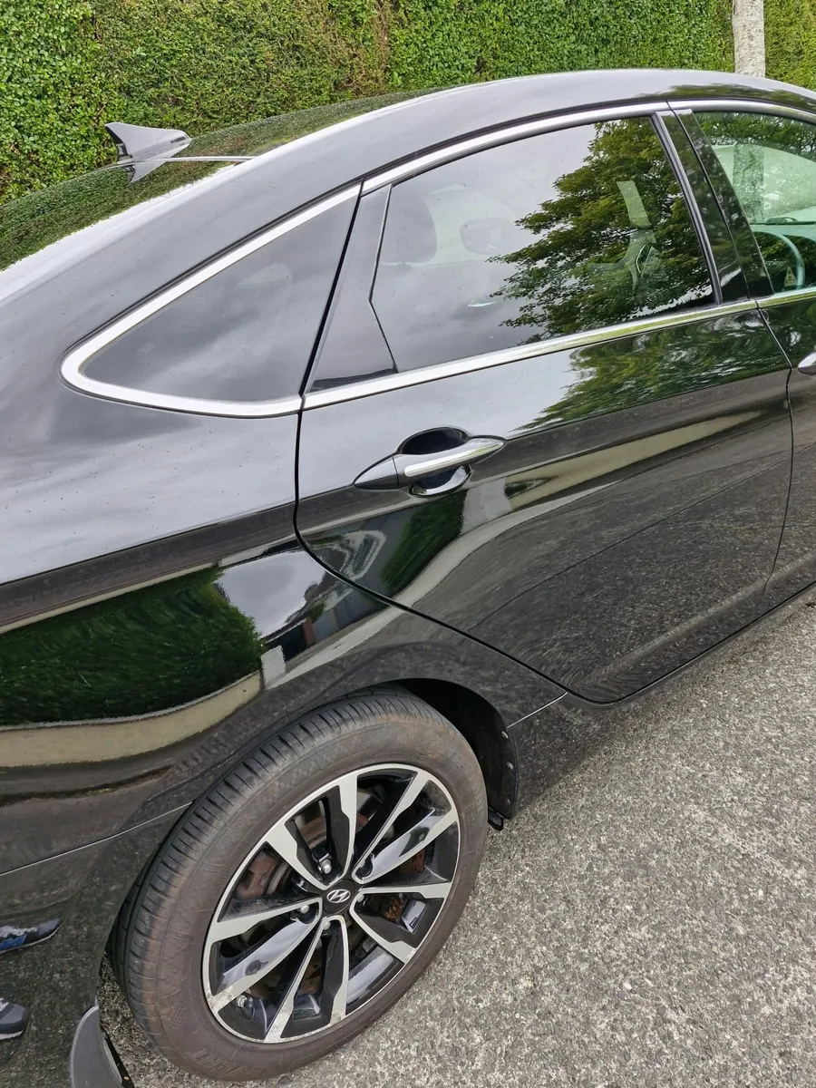 Hyundai i40 2016 Low mileage - Image 3