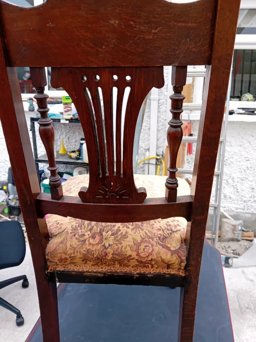 Antique chair - Image 4