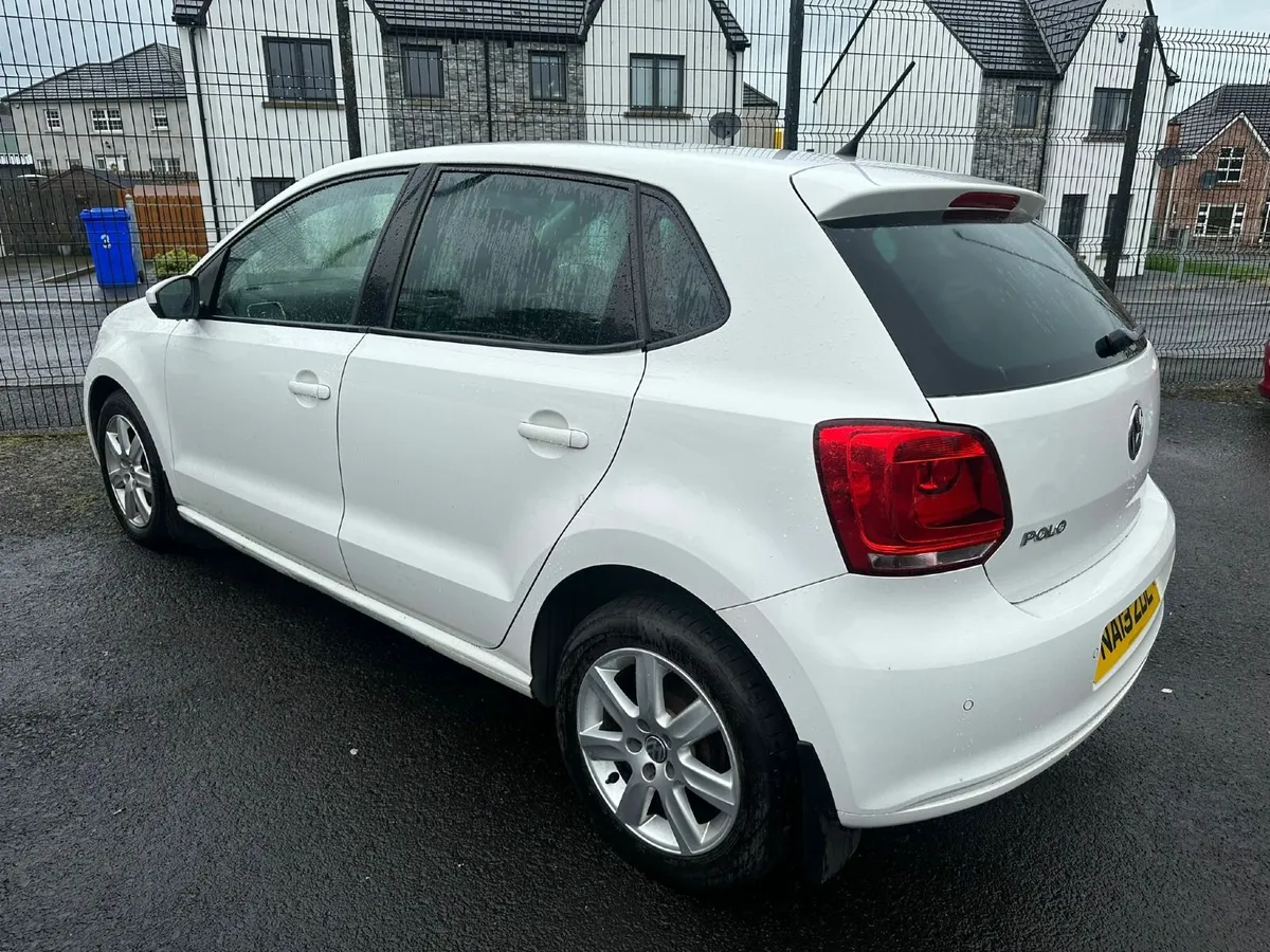 Volkswagen Polo 2013 - Image 2