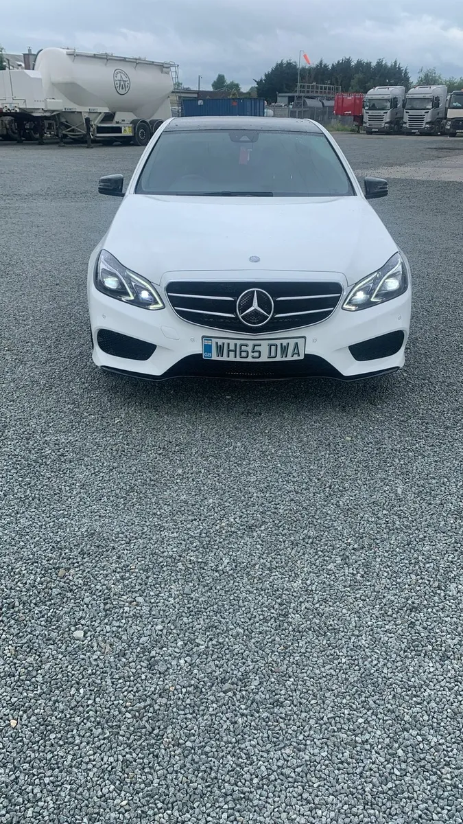 Mercedes-Benz E-Class 2016 - Image 2