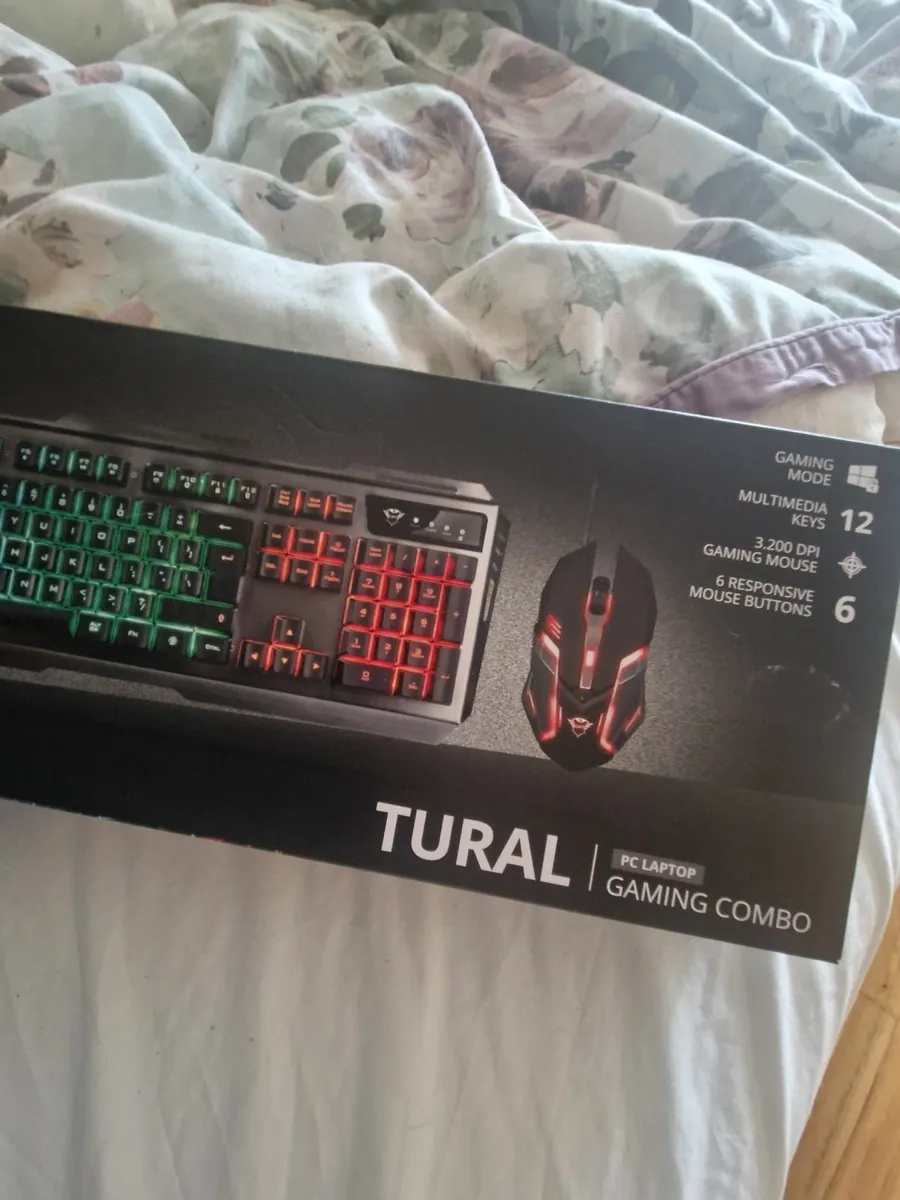 Keyboard new boxed - Image 3