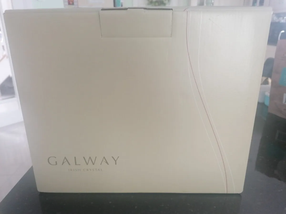 Galway Crystal wine glasses - Image 2