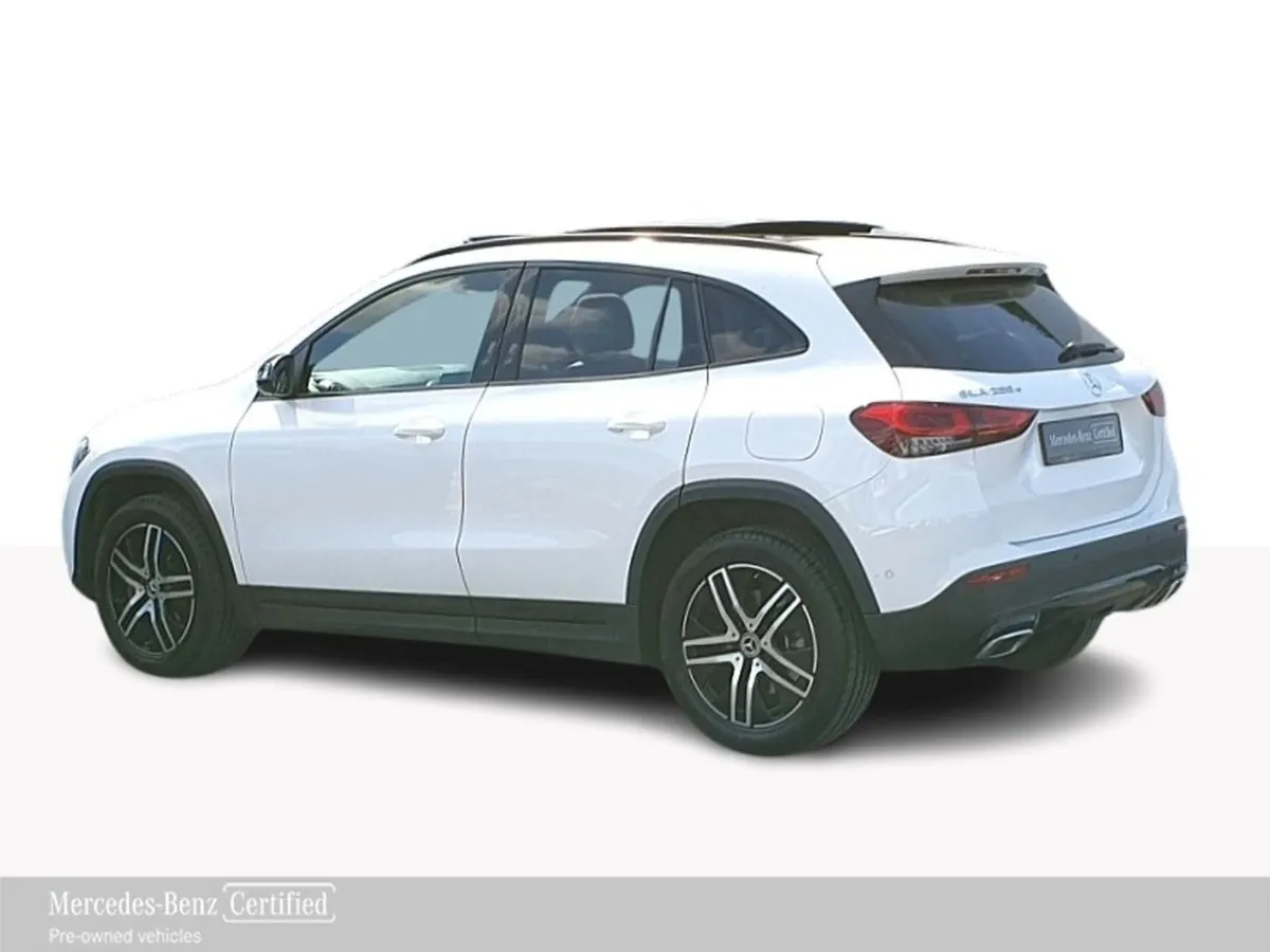 Mercedes-Benz GLA-Class GLA Phev 250e A/T Progres - Image 3