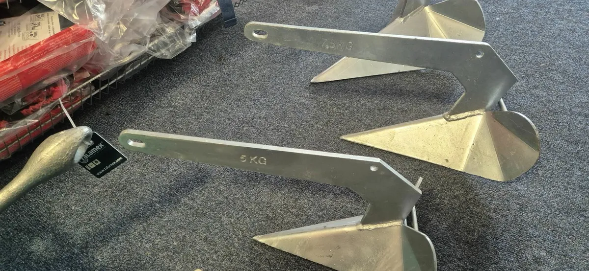 15kg €135.. 7.5kg €€69..€5kg €39 - Image 1