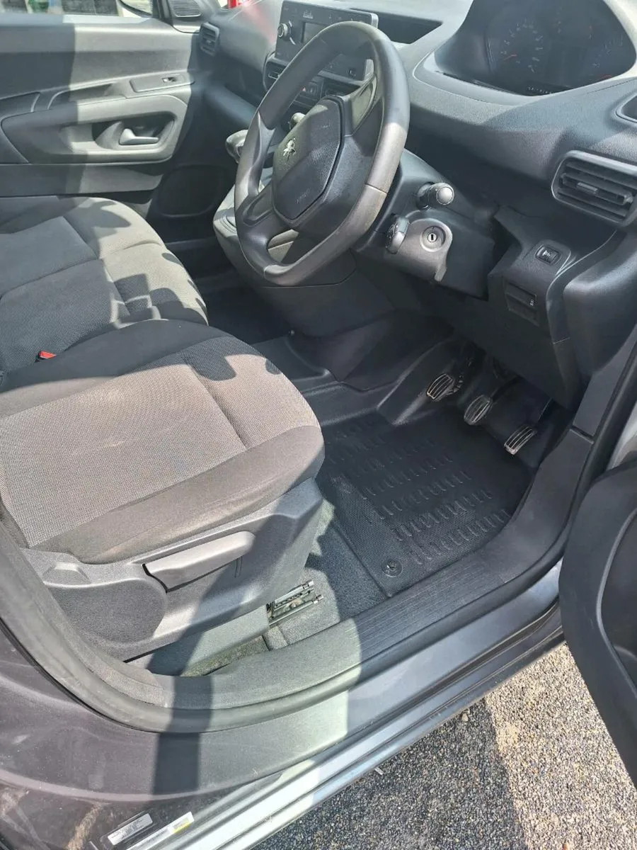 Peugeot partner lwb 1.5 130 bhp - Image 3