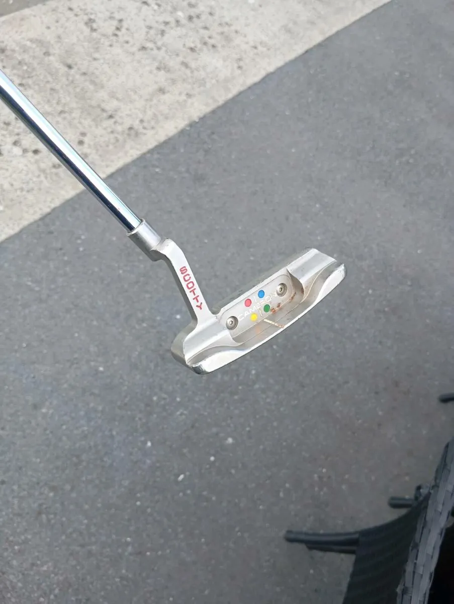 Scotty Cameron Newport Studio Style putter - Image 2