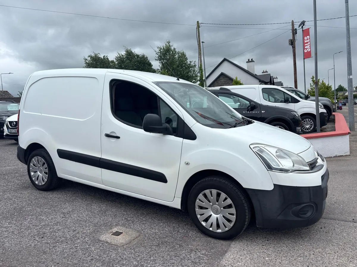 Citroen Berlingo 2014  NEW  CVRT  EXCELLENT  VAN - Image 1