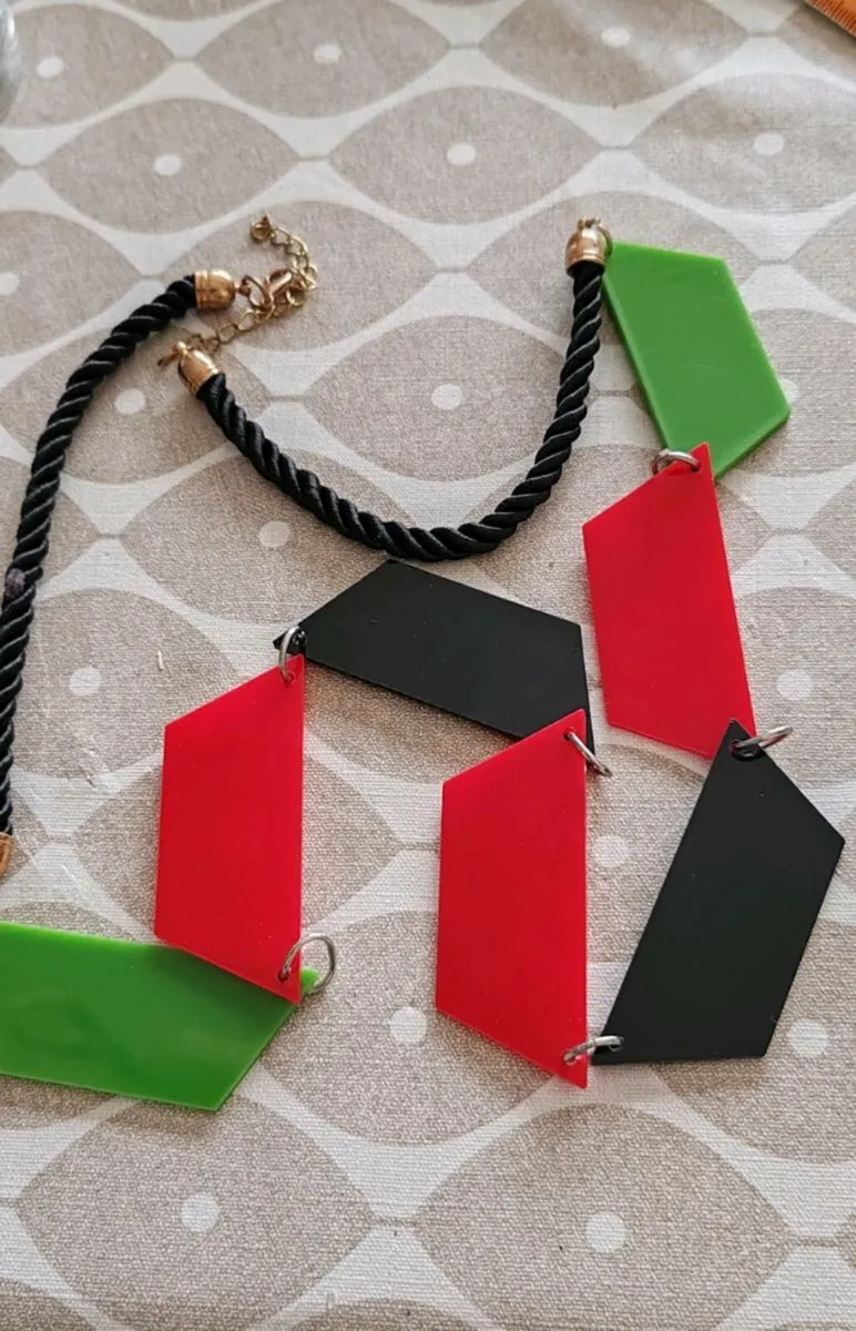 Vintage necklace - Image 2