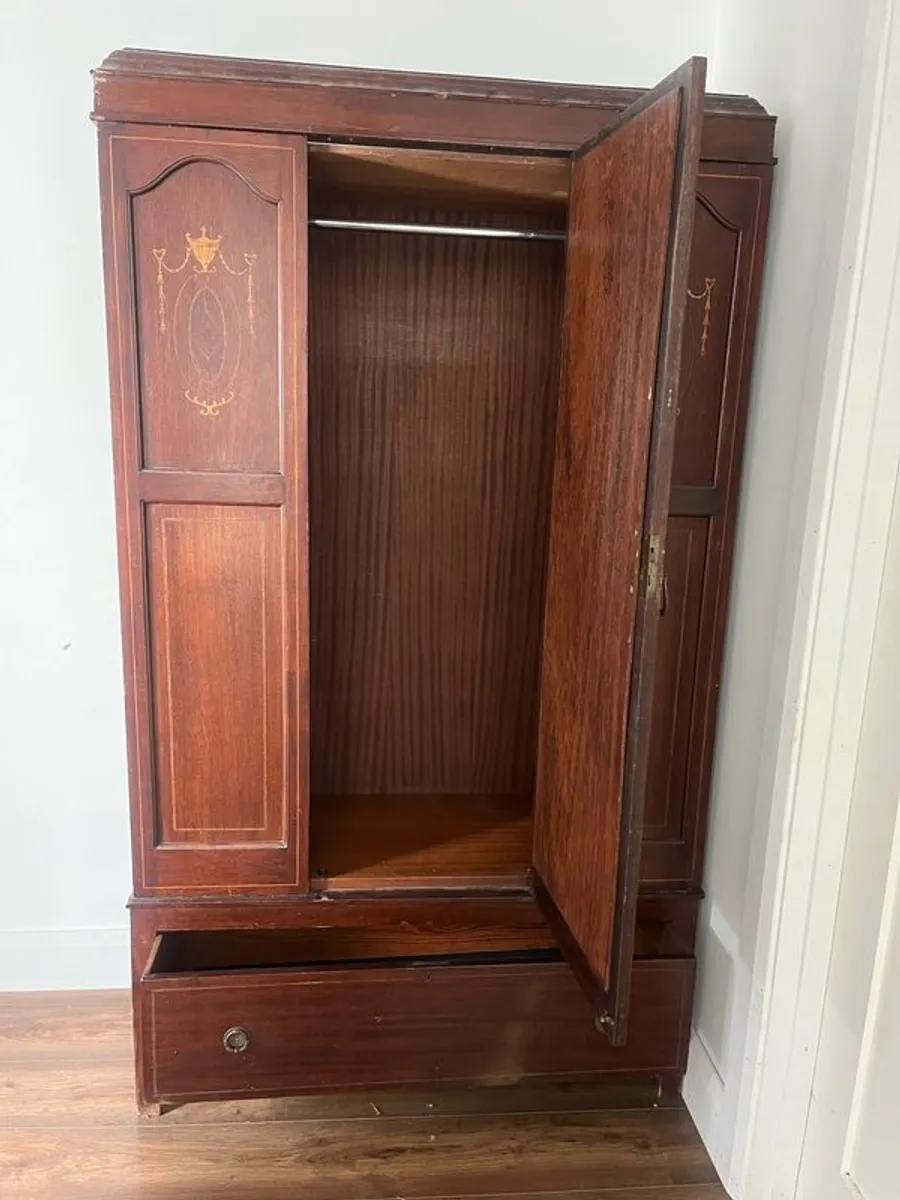 Edwardian mahogany wardrobe - Image 2