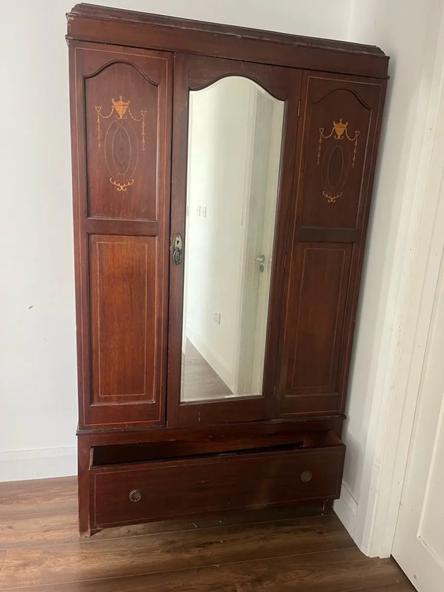Edwardian mahogany wardrobe - Image 3