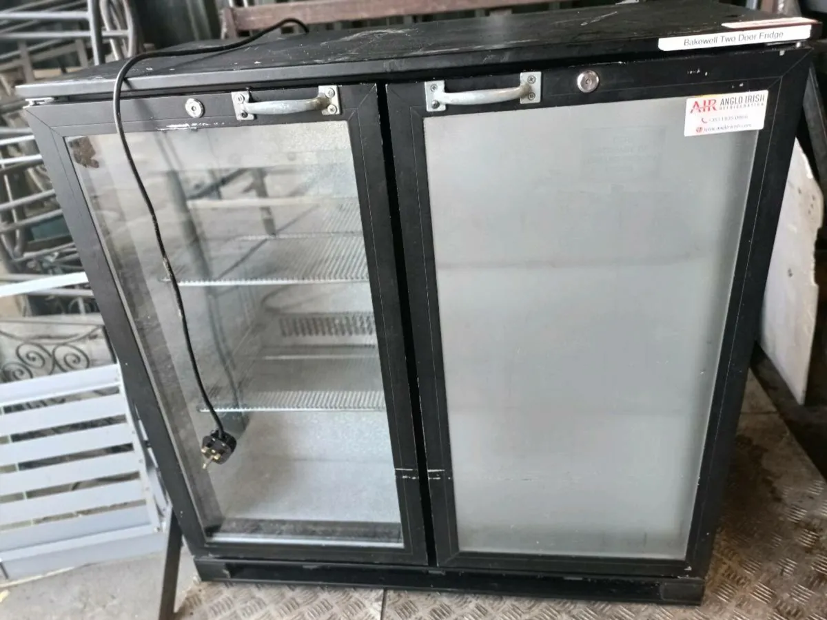 Drinks fridge - Image 1