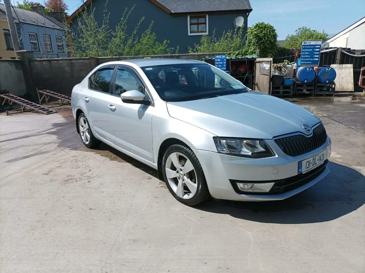Car - Image 1