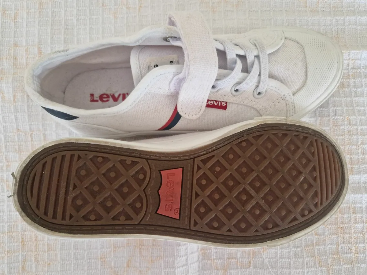 Adidas Trainers UK 2.5 - Image 3
