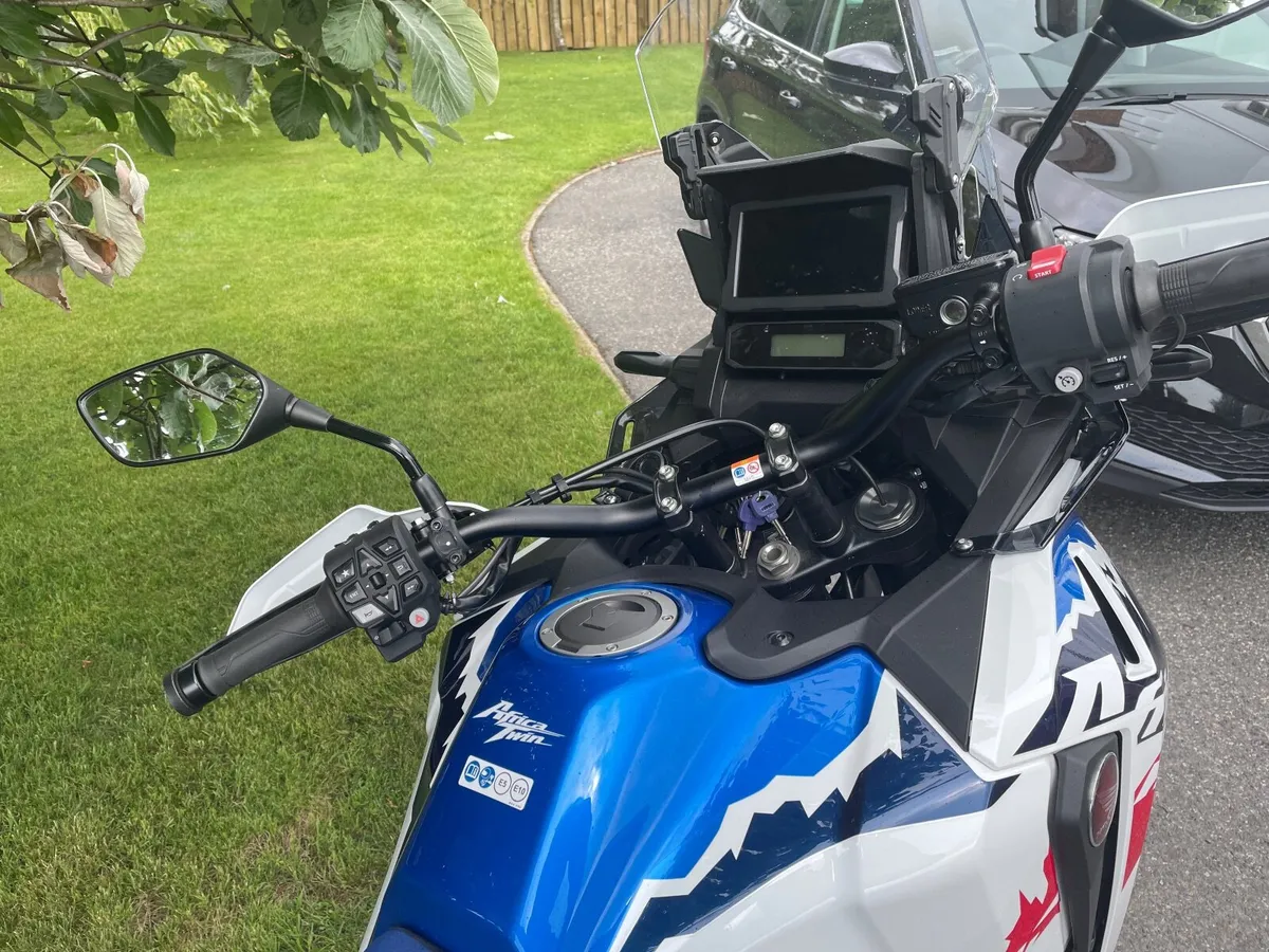 Honda CRF 2024 - Image 3
