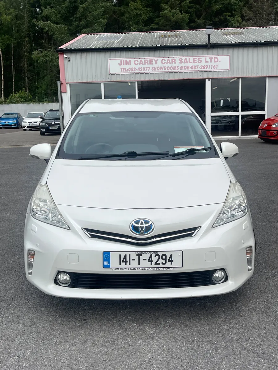 Toyota Prius 2014 - Image 2