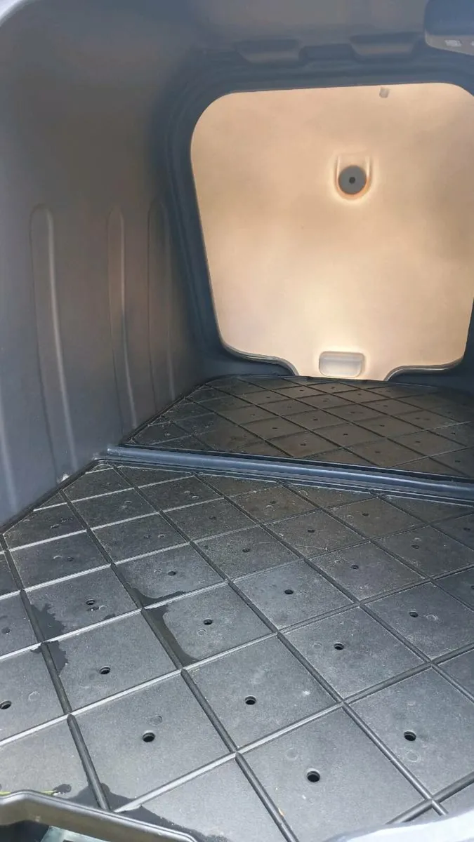 TowBox - Image 4
