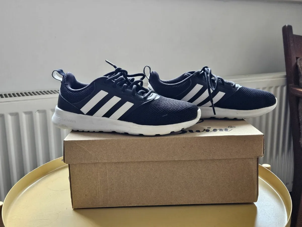 Adidas QT Racer Children size 4 Black FY8320 - Image 4