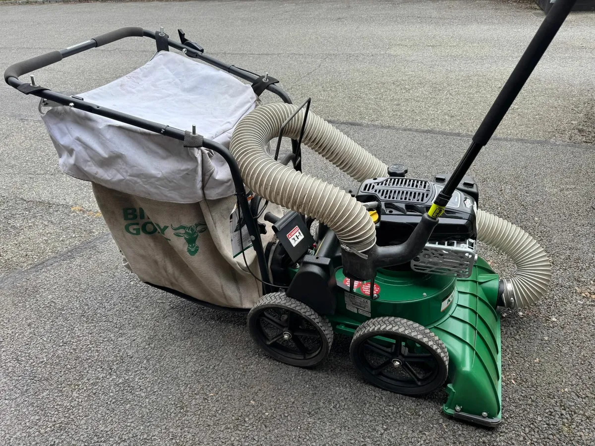 Billy Goat garden vacuum - Image 1