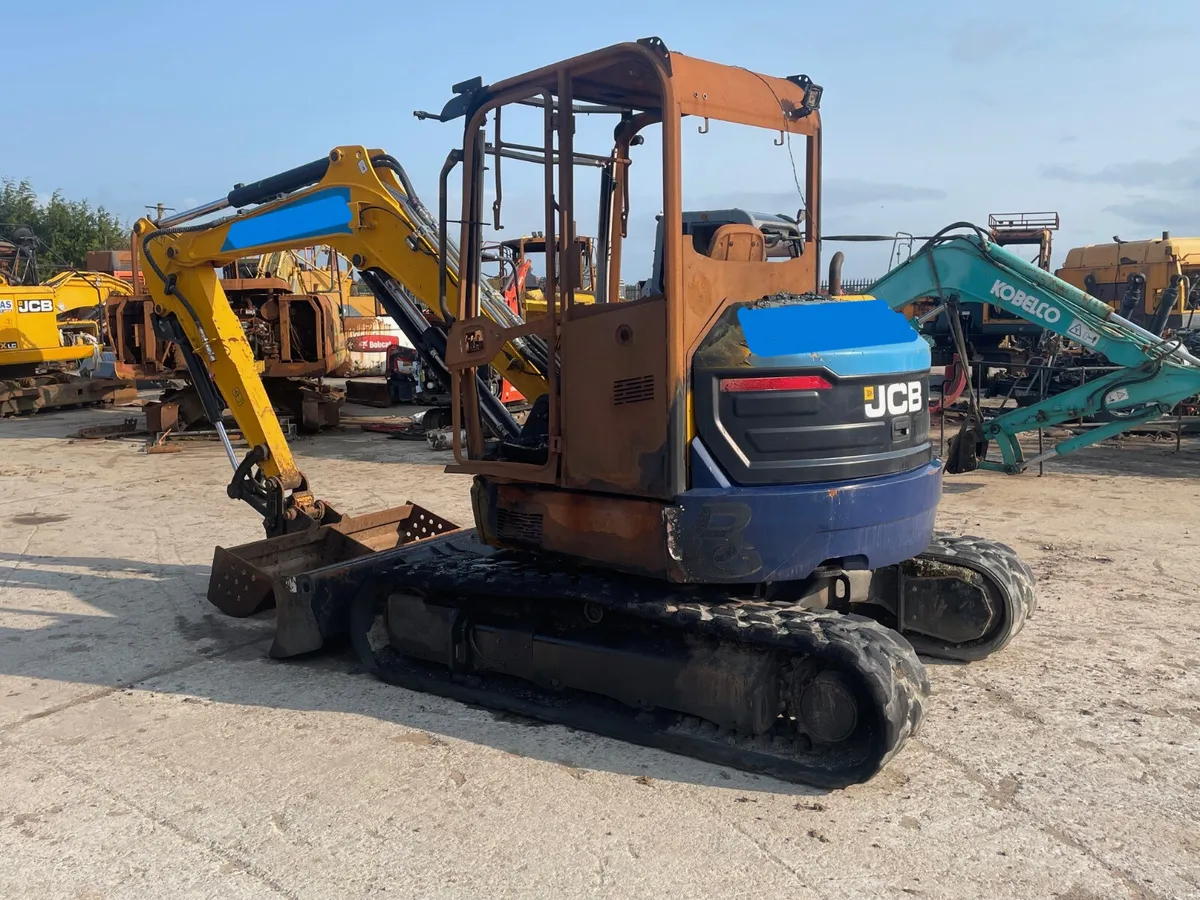 JCB 56Z-2 Dismantling - Image 1