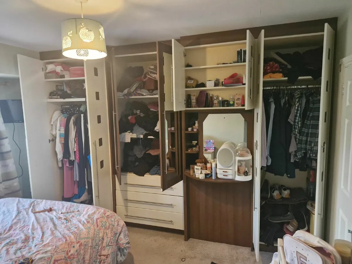 Wardrobes - Image 2