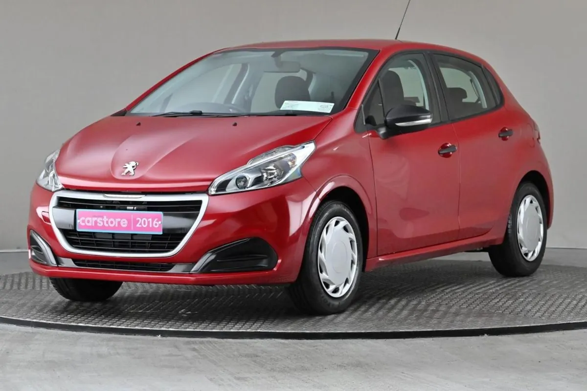 Peugeot 208 Access 1.0 68bhp 5spd  rear Park Sens - Image 3