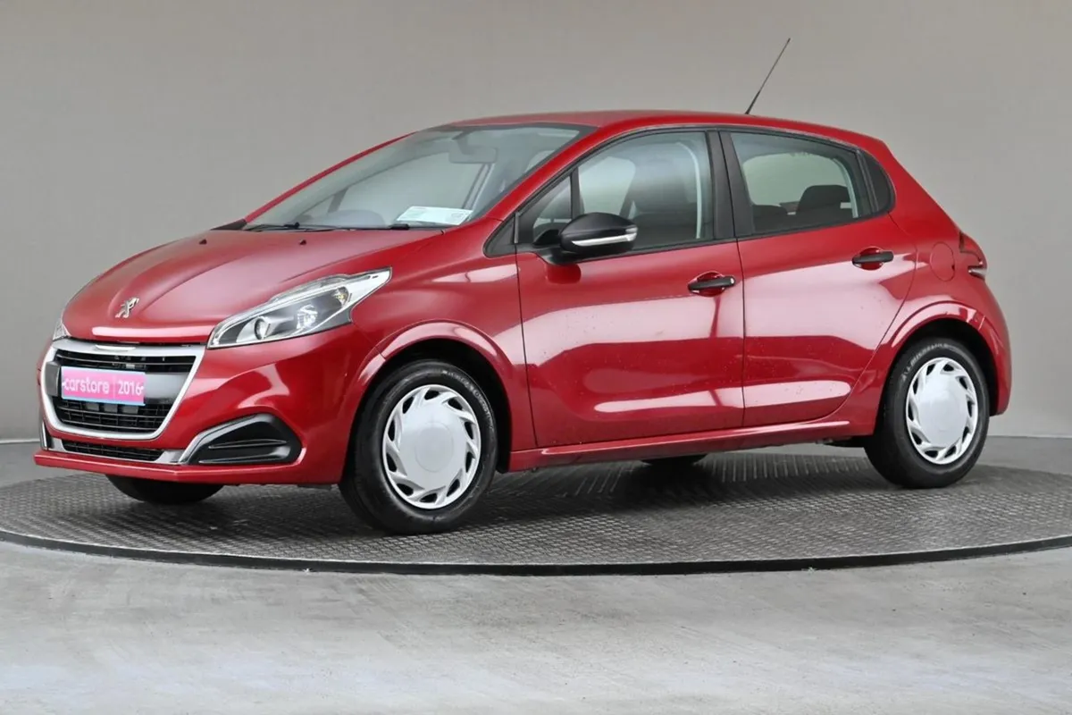 Peugeot 208 Access 1.0 68bhp 5spd  rear Park Sens - Image 4