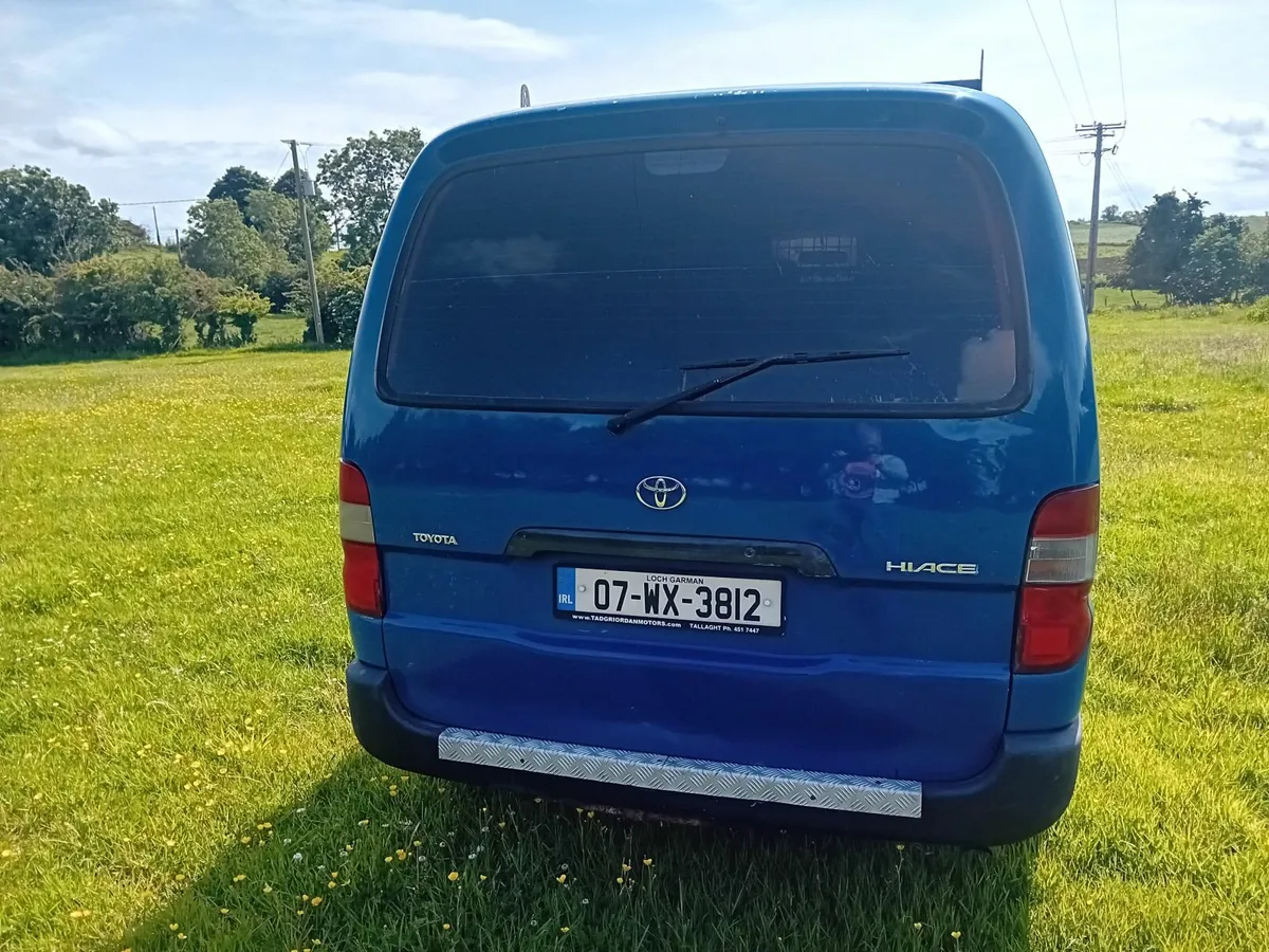 Toyota HiAce 2007 - Image 3