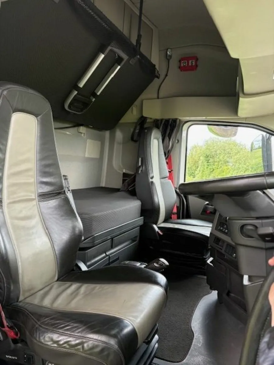 2020 Volvo FH4 500 Globetrotter XL - Image 1