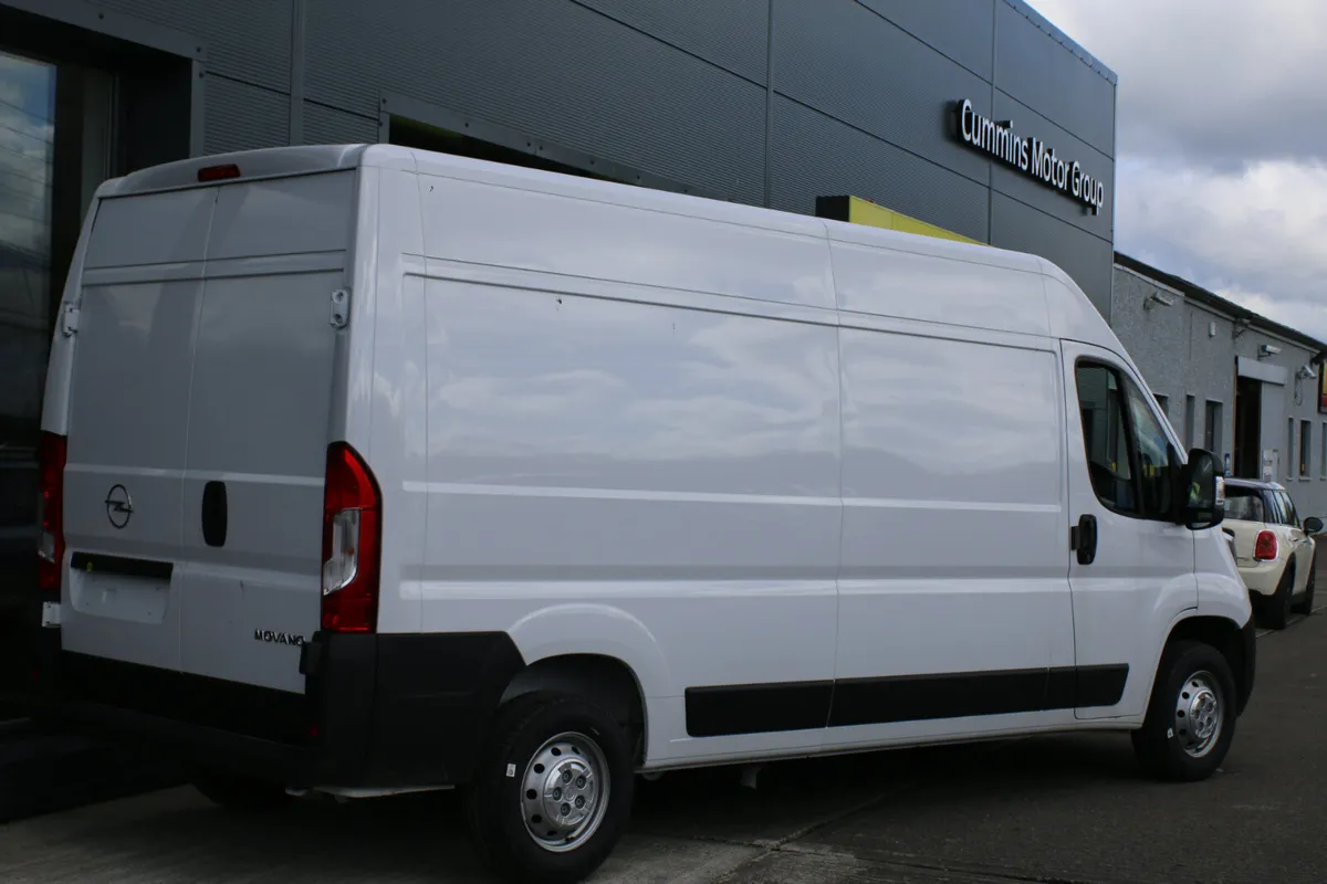 Opel Movano 2024 DEMO DEAL - Image 4