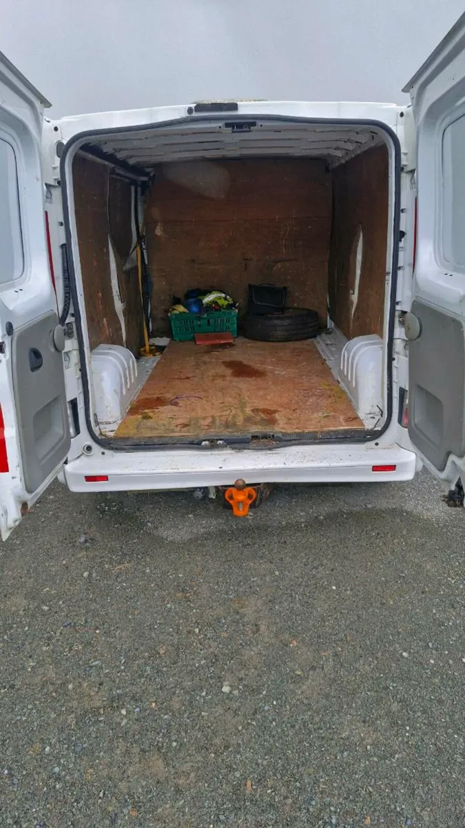 Vauxhall vivaro van - Image 3