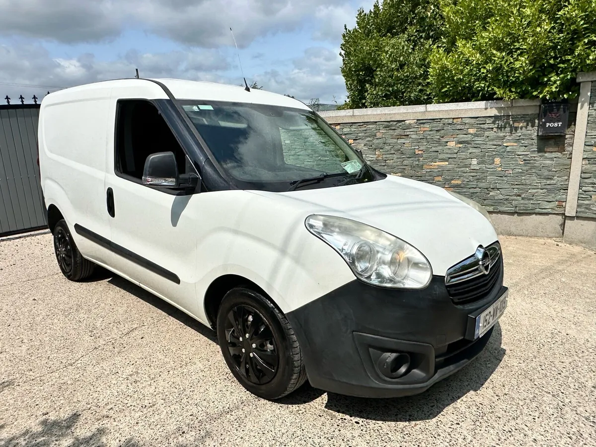 2015 (152) opel combo new doe - Image 1
