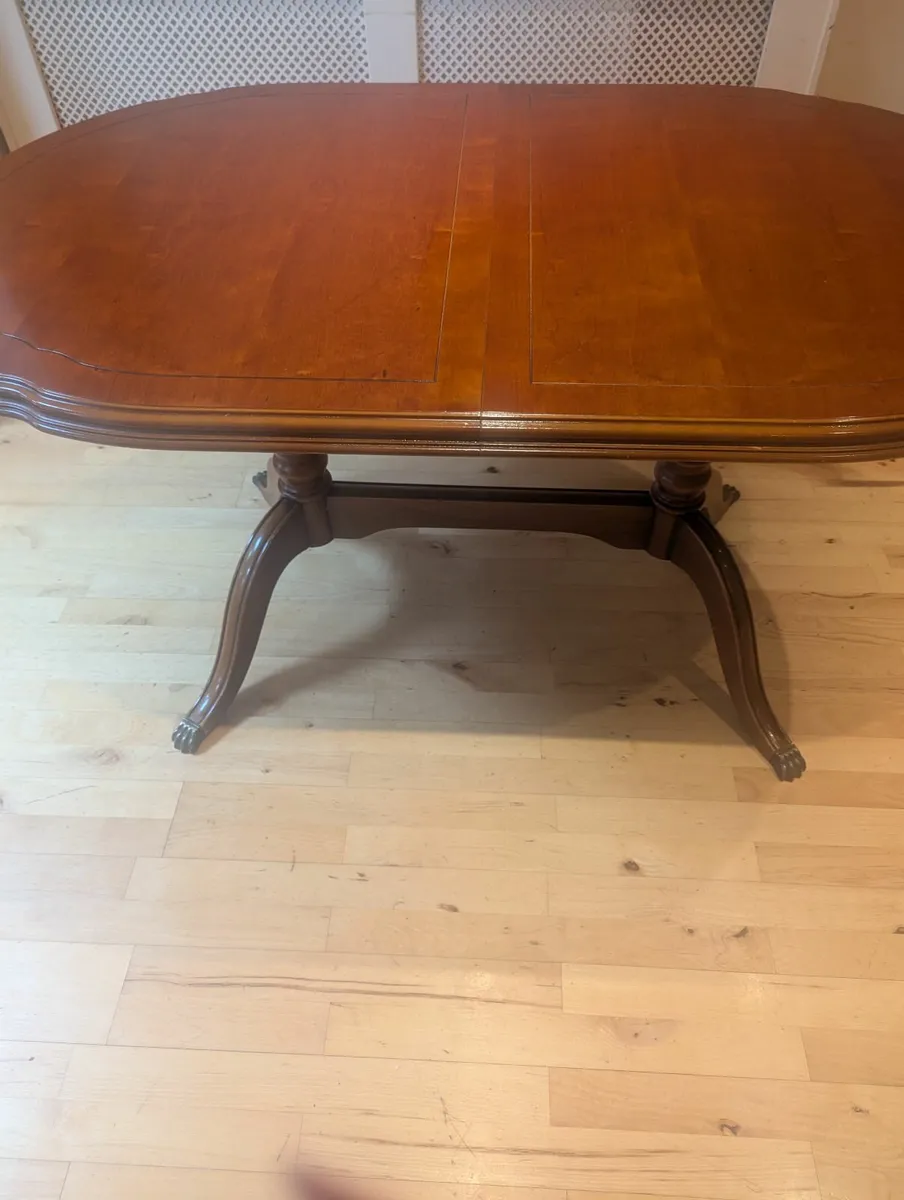 Dining table - Image 2